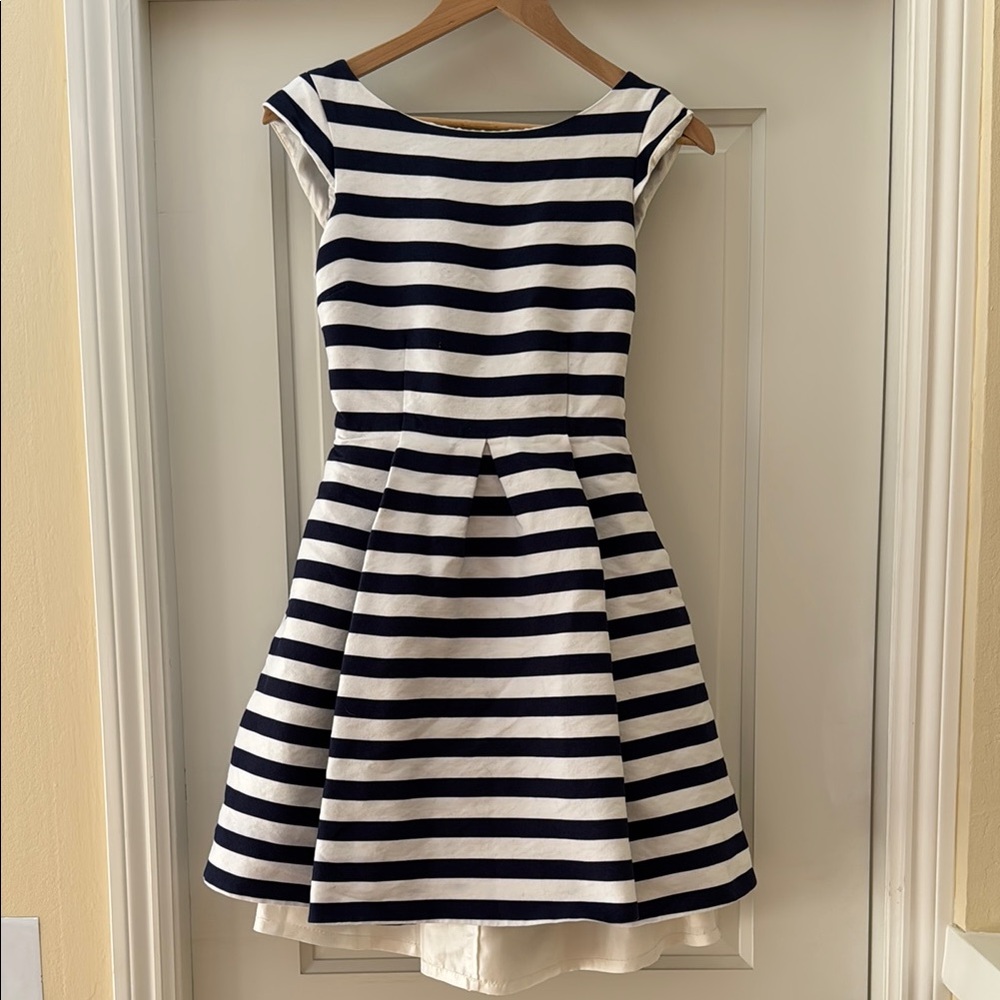 Kate Spade ♠️ Navy and White Striped Dress